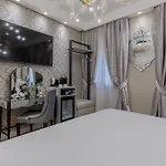 Ca Dell'arte Boutique Bed & Breakfast 4*