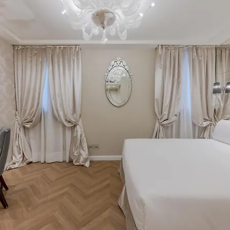 Ca Dell'arte Boutique 4* Venedig