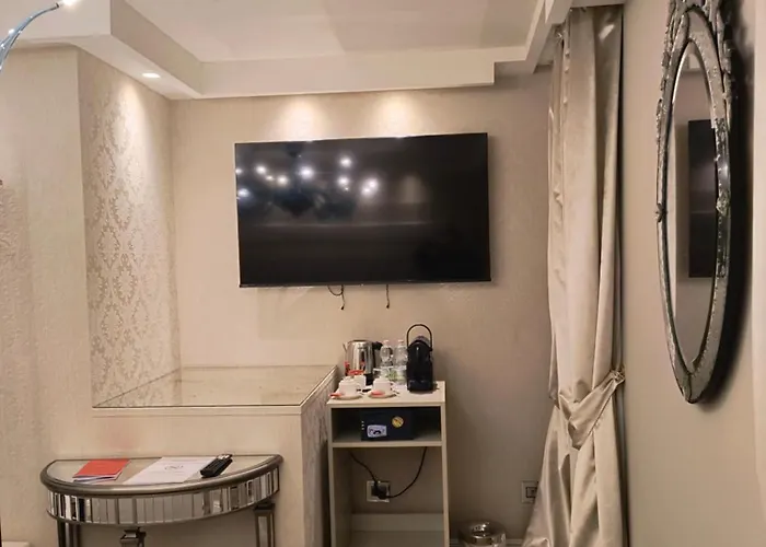 Cà Dell'arte Boutique Couette-café 4*