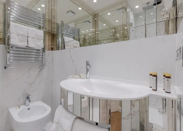 Cà Dell'arte Boutique Couette-café 4*