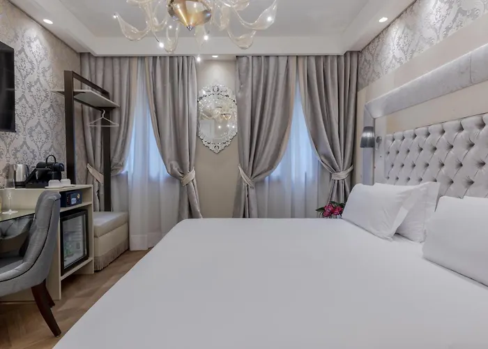 Cà Dell'arte Boutique Couette-café 4*