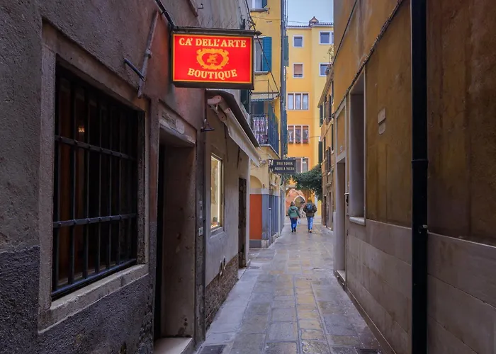 Cà Dell'arte Boutique Couette-café 4*